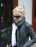 th_70949_celeb-city.org_Kylie_Minogue_leaving_her_house_in_London_07_122_1010lo.jpg
