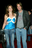 th_36640_Cindy_Crawford_Celebrity_City_Mix_86998_122_206lo.jpg