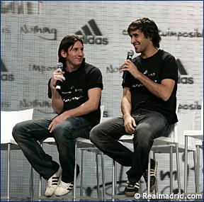 th_71843_4_122_255lo.jpg