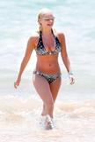 Elisha Cuthbert in new set of bikini candids from Hawaii