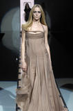 th_23554_Versace_Milan_Fall_Winter_2007_2008_0009_122_768lo.jpg