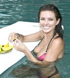 th_01634_audrina-patridge-bikini-1-01_123_813lo.jpg