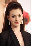 Anne Hathaway Bride Wars